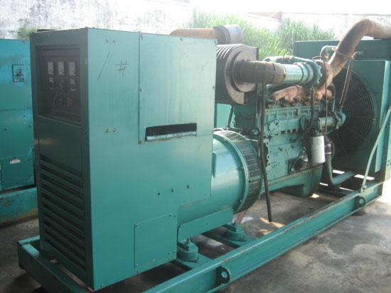 江南租赁发电机- 发电机碳刷磨损的原因是什么