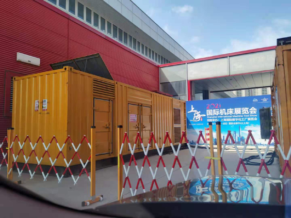 江南出租发电机-柴油发电机和汽油发电机哪个更好一些？