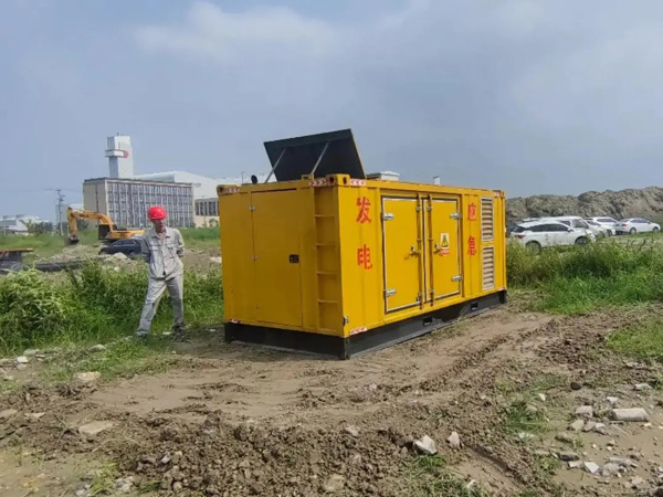 江南200KW柴油发电机机组每小时的油耗量受哪些因素影响？